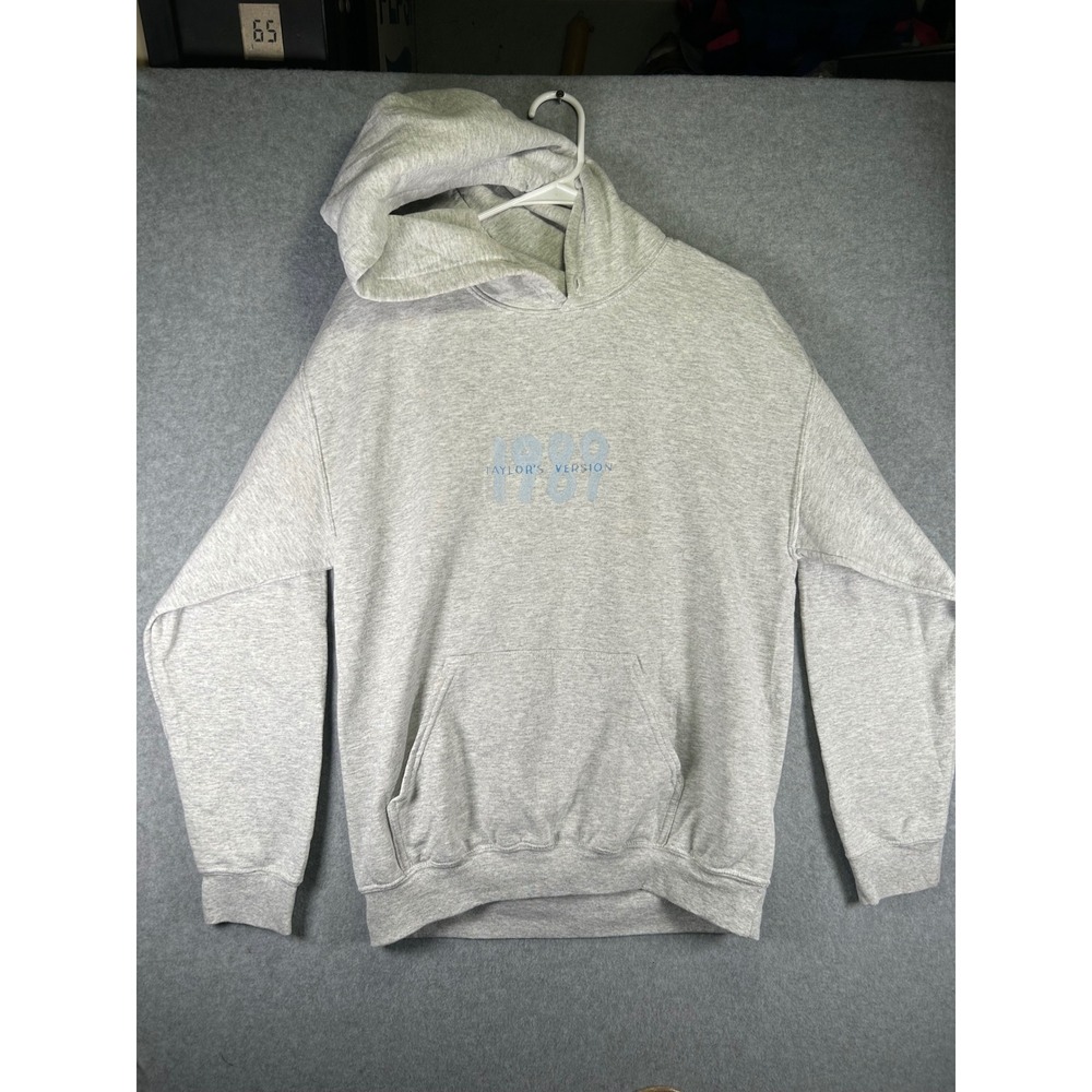 Hood*Taylor Swift 1989 Taylors Version Hoodie Gray Graphic Unisex Pullover M